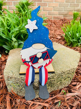 Load image into Gallery viewer, Shelf Sitter Gnomes